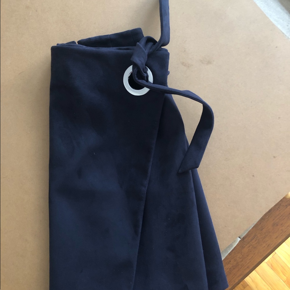 Loft mini skirt